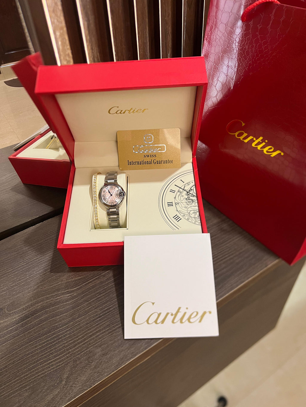 CARTIER + GOURMETTE LA RIVIÈRE AVEC PACKAGING