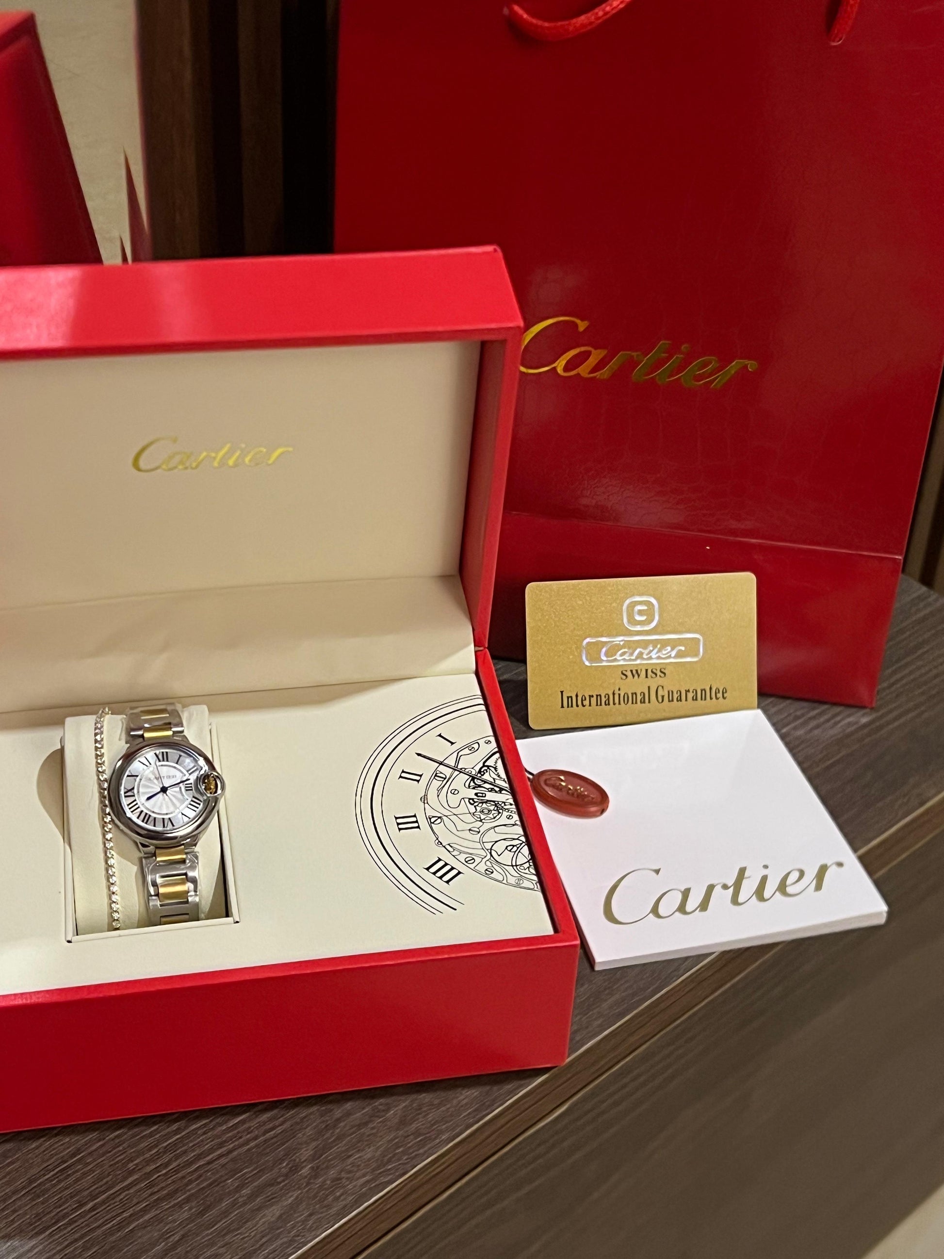 CARTIER + GOURMETTE LA RIVIÈRE AVEC PACKAGING